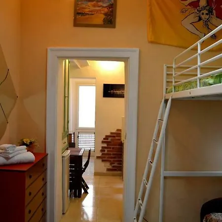 Casa Al Giglio Al Centro Di Cefalu' Vakantiehuis